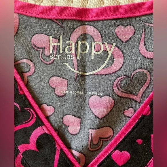 HAPPY SCRUBS SCRUB TOP 🩺 - Picture 3 of 3